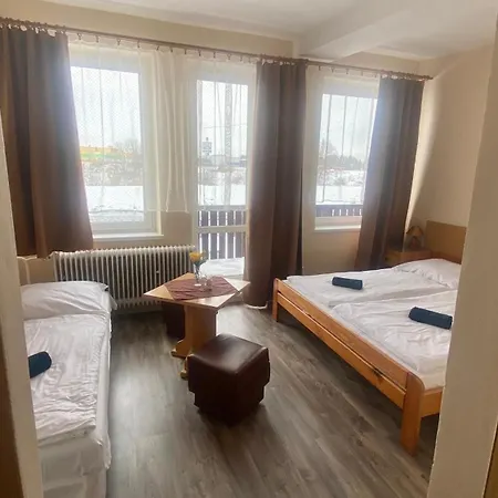 Szálloda Lodenica Lipótszentmiklós