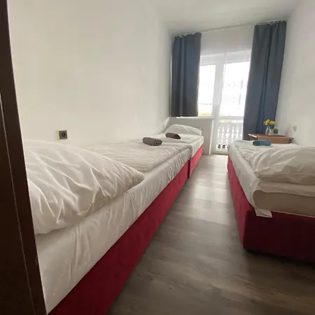 Lodenica Szálloda Lipótszentmiklós