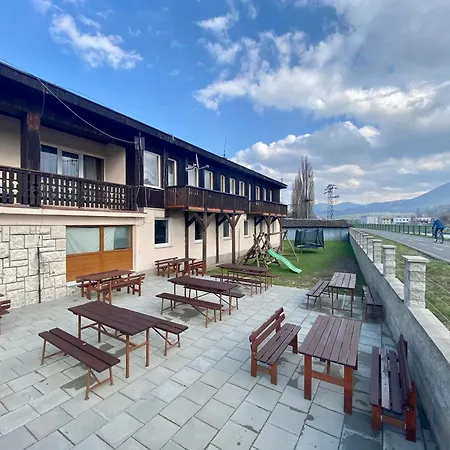Lodenica Hotel